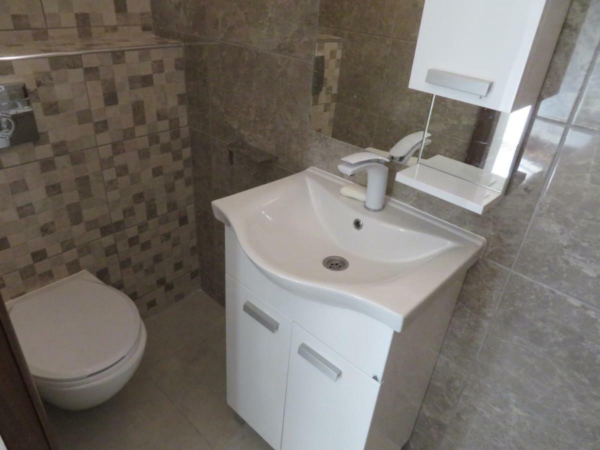 Vila Velvet Hotel Stari Grad Kültér fotó