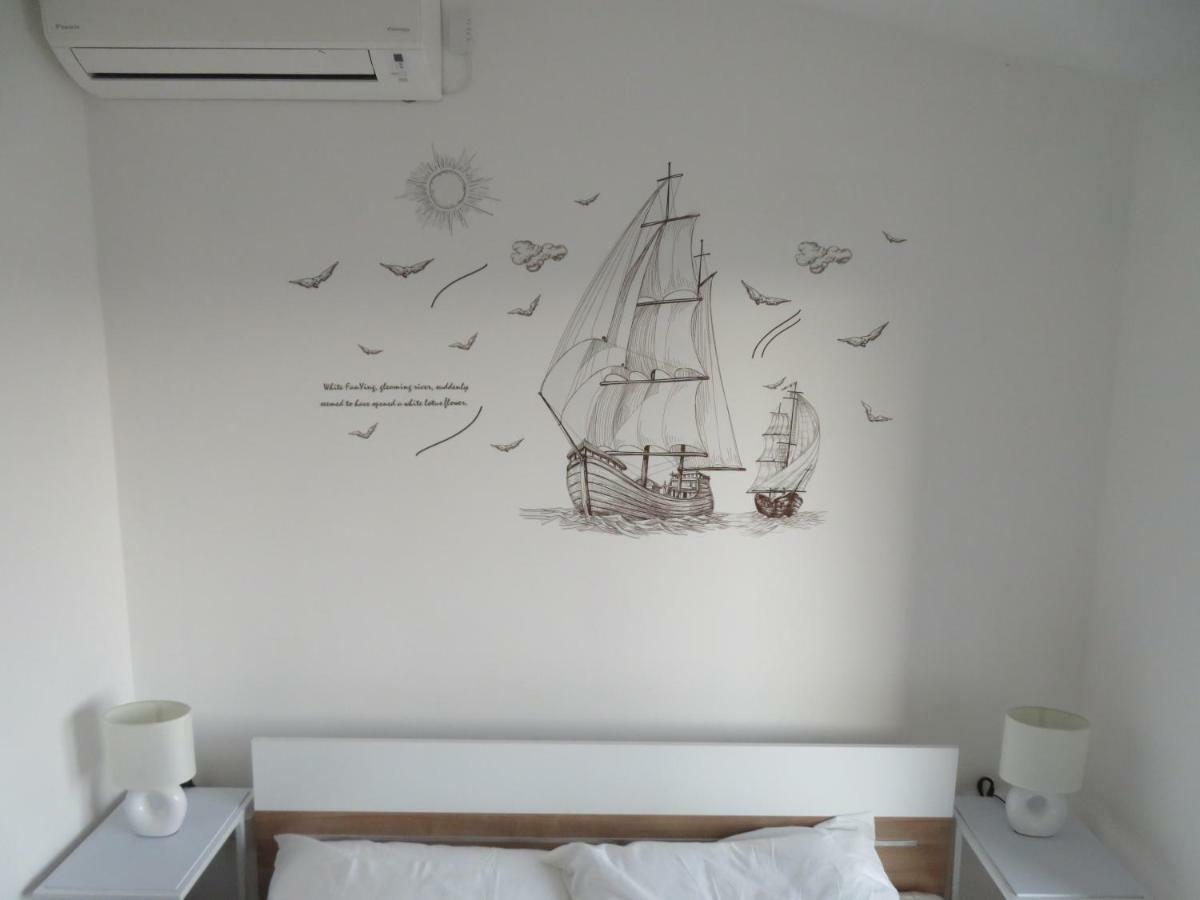 Vila Velvet Hotel Stari Grad Kültér fotó