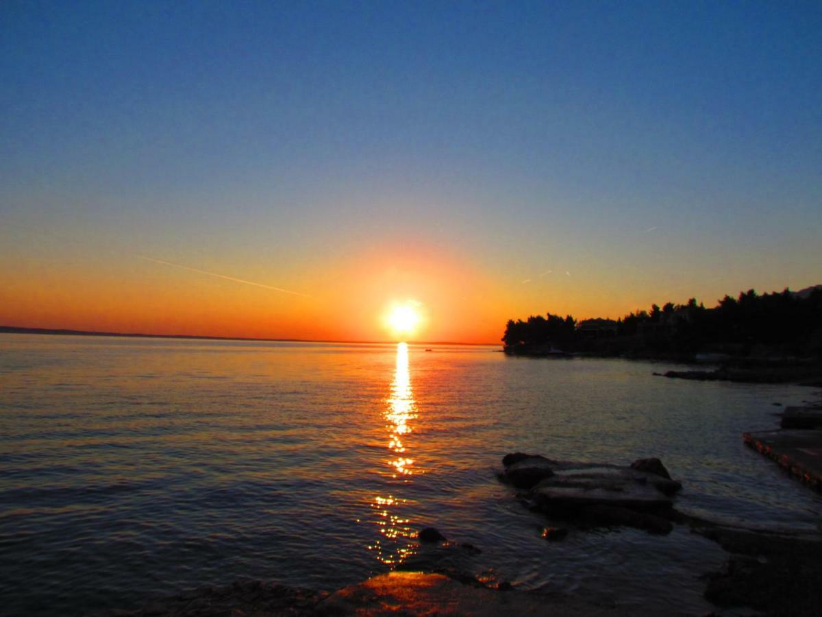 Vila Velvet Hotel Stari Grad Kültér fotó