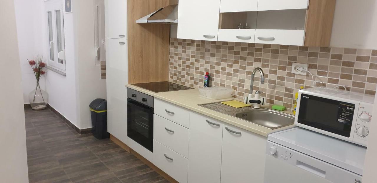 Vila Velvet Hotel Stari Grad Kültér fotó
